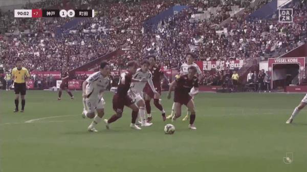 Bản tin trận đấu J-League: Okamura Daihachi phản lưới nhà khi Vissel Kobe đánh bại Machida Zelvia với tỷ số 1-0