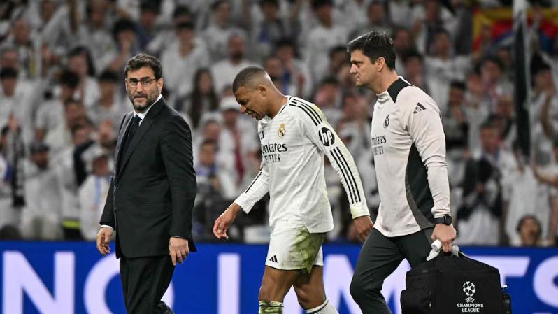 Roncero: Việc mất đi những siêu sao khiến Real Madrid không còn thủ lĩnh phòng thay đồ, và Mbappe không thể đứng lên như Ronaldo