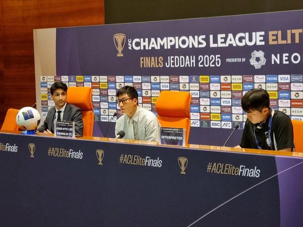 HLV Gwangju: Dù là 0-7 hay 0-10 thì cũng đủ để các cầu thủ đạt được điều gì đó.