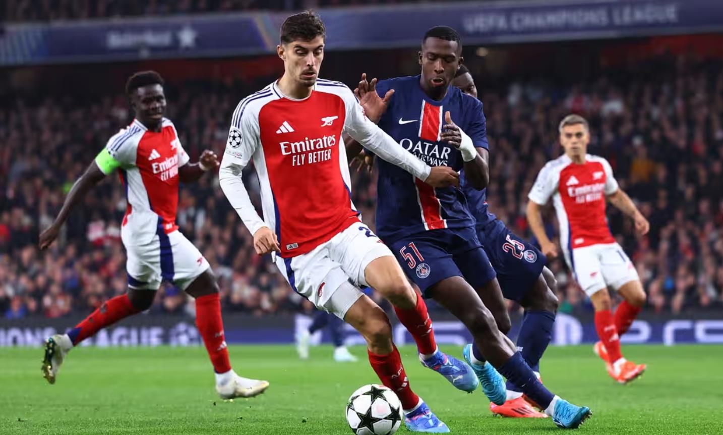 Đối đầu lịch sử Arsenal vs Paris: Pháo thủ có 2 chiến thắng và 3 trận hòa và chiếm ưu thế. Năm ngoái họ đã thắng 2-0 trên sân nhà.