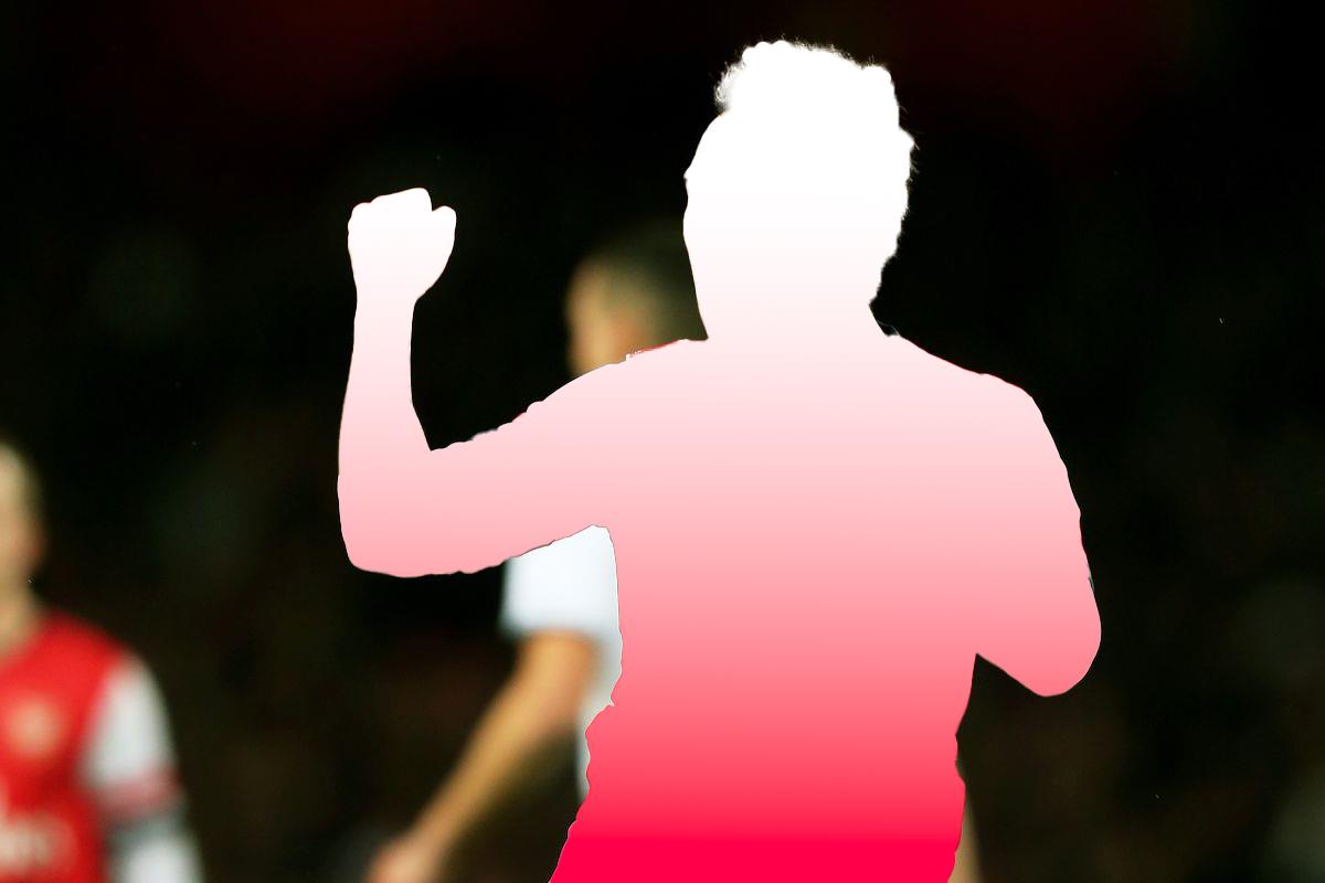 Đoán xem tôi là ai: Huyền thoại của Arsenal này là ai mà có thể chơi ở vị trí tiền vệ tấn công và tiền vệ cánh?