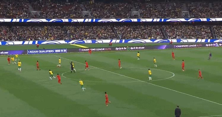 Gánh vác gánh nặng tiến về phía trước! Zhang Yuning ghi 2 bàn thắng và 2 pha kiến ​​tạo trong vòng loại World Cup, tạo ra điểm trong 3 trận liên tiếp và thắp sáng hy vọng cho đội tuyển bóng đá quốc gia