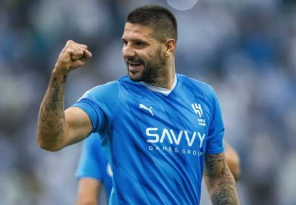 Phóng viên: Mitrovic có thể trở lại châu Âu, Besiktas và Birmingham quan tâm đến việc ký hợp đồng với anh ấy