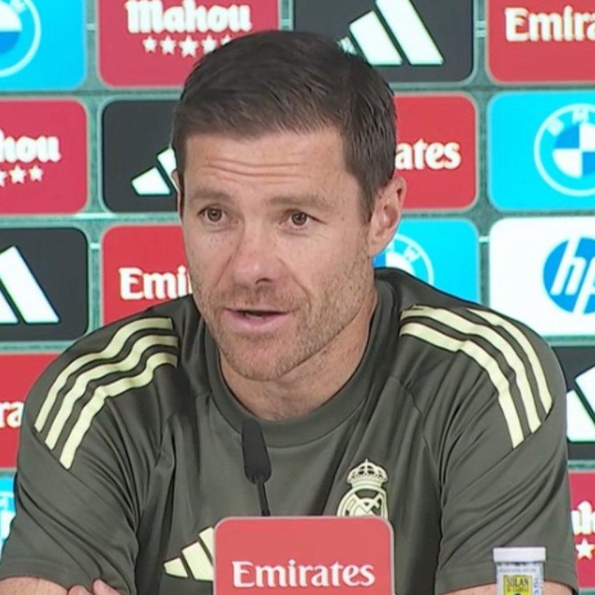 Alonso: Đưa Vinny vào ghế dự bị là vì lợi ích của đội bóng, Mbappé đã tăng lại 4 kg