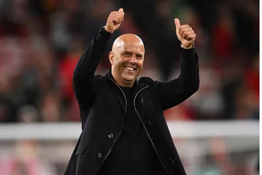 Liverpool của Arne Slot đang chơi rất tốt ở mùa giải năm nay. Liverpool cua Arne Slot dang choi rat tot o mua giai nam nay.