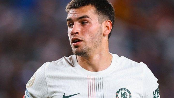 Chính thức: Tiền đạo Giroud đã được Chelsea gọi lại, kết thúc sớm hợp đồng cho mượn tại Sunderland