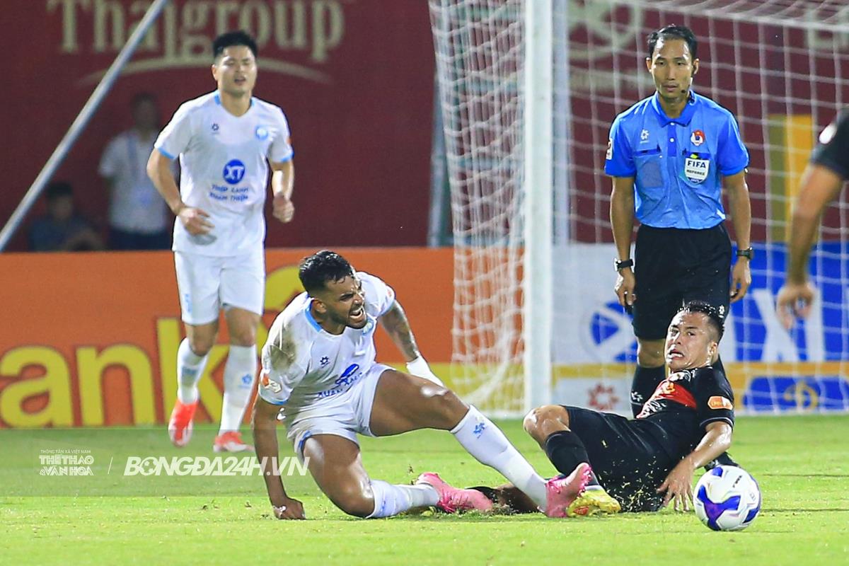 CLB Nam Định nhận án phạt sau trận thua Ninh Bình CLB Nam Định nhận án phạt sau trận thua Ninh Bình