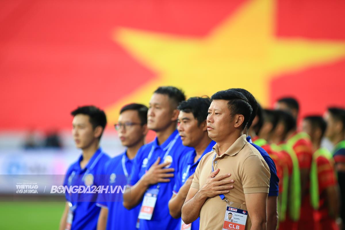 HLV Thạch Bảo Khanh Nam Định vs PVF-CAND 27/8 HLV Thach Bao Khanh Nam dinh vs PVF-CAND 27/8